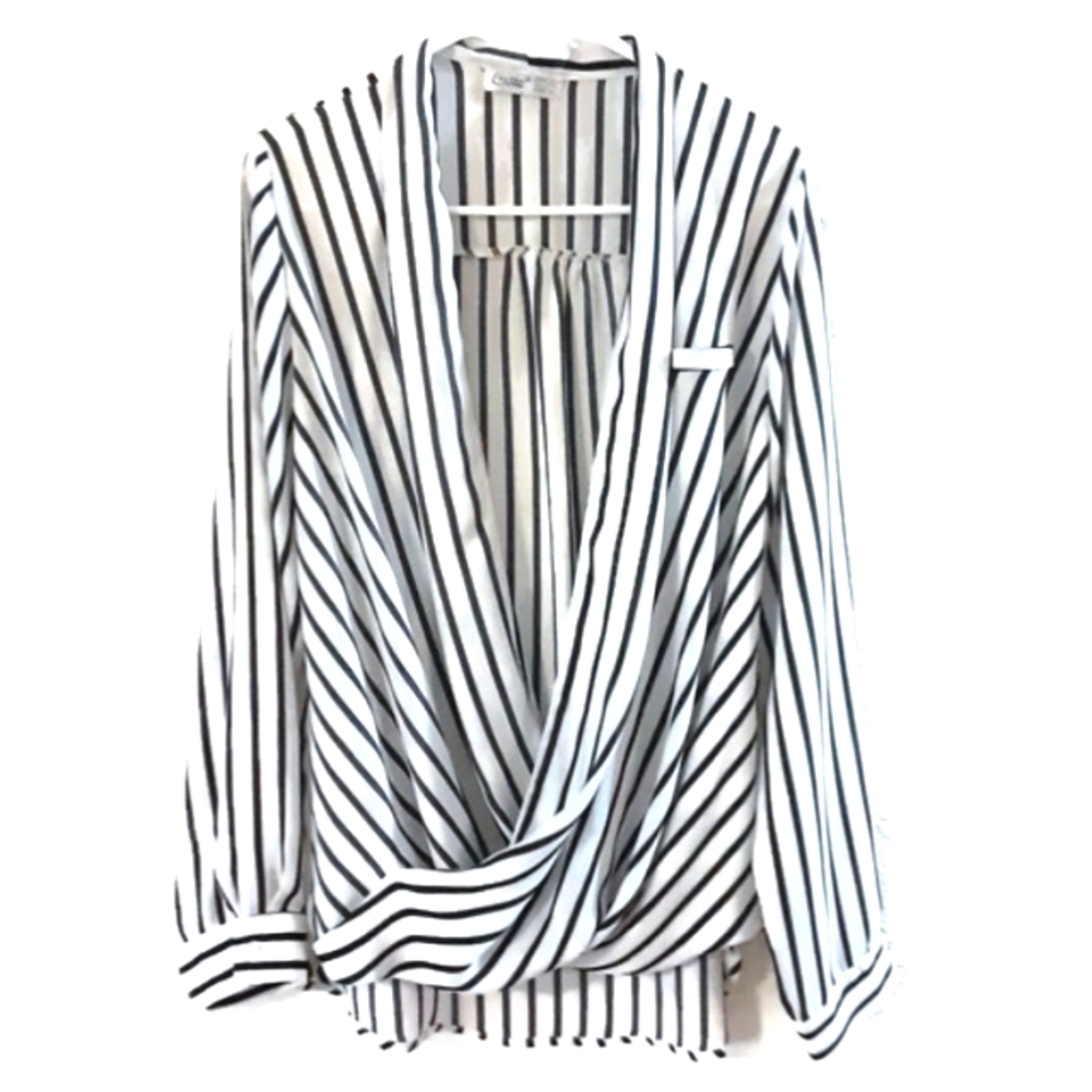 Elia-cher white and black stripe dress shirt